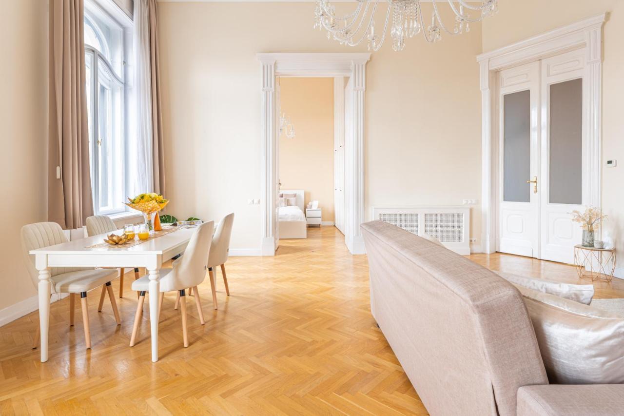 Matilda Luxury Suite Apartment Budapest Bagian luar foto