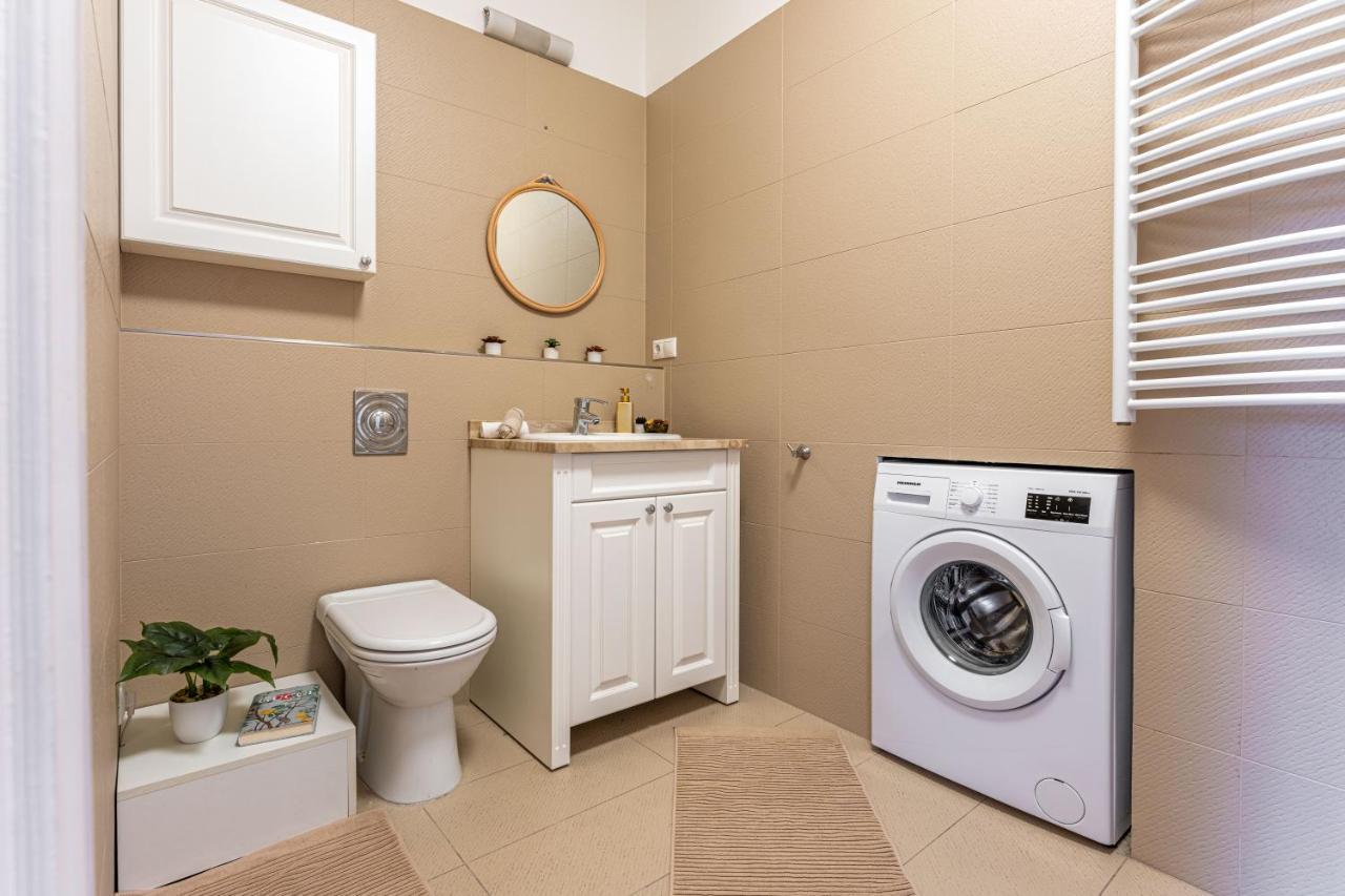 Matilda Luxury Suite Apartment Budapest Bagian luar foto