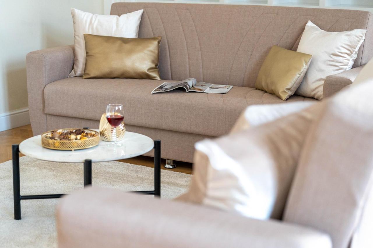 Matilda Luxury Suite Apartment Budapest Bagian luar foto